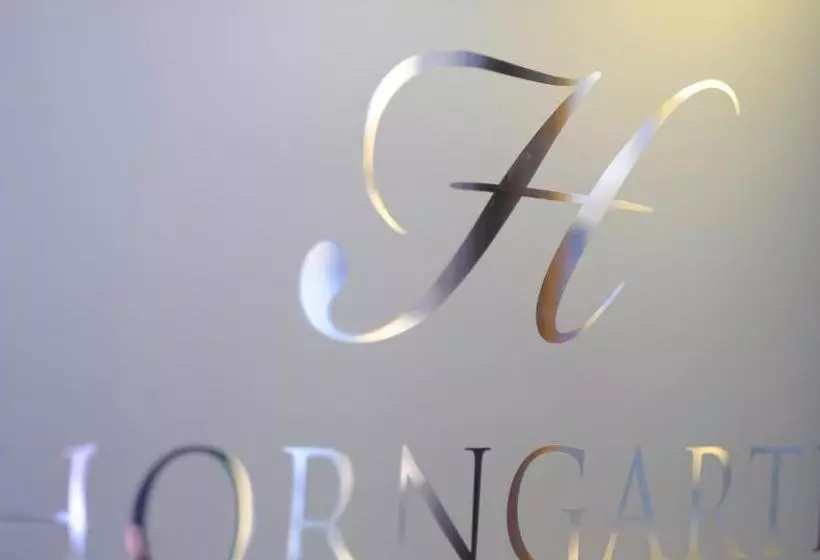 تختخواب و صبحانه The Horngarth