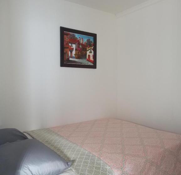 Pensionat Hostal Compostela Inn