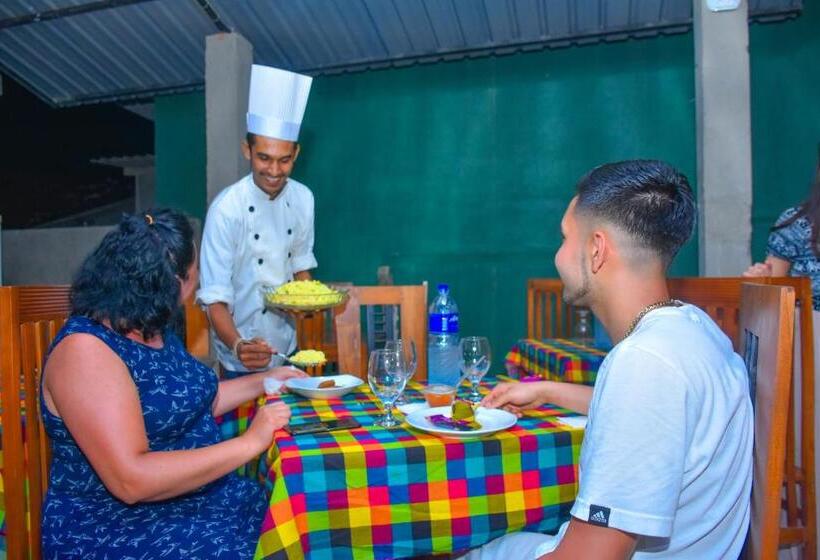 פנסיון Nebula Residence