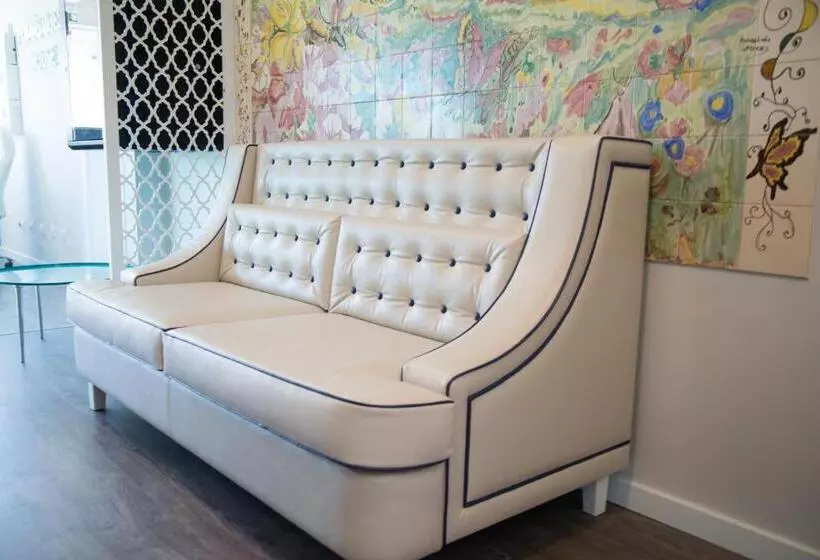 Pensão Tomas Guest House Ii