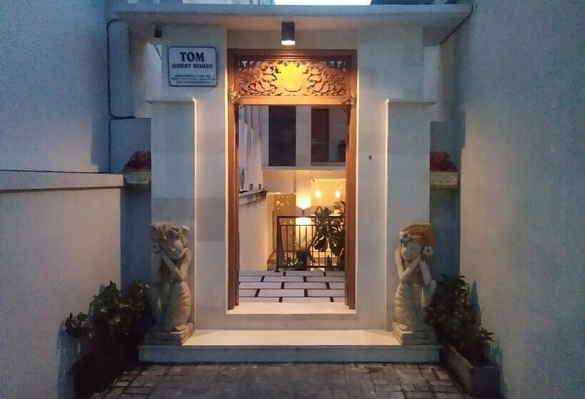 Пансион Tom Guest House