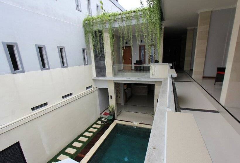 Пансион Tom Guest House