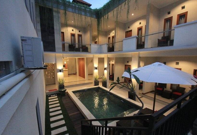 Пансион Tom Guest House