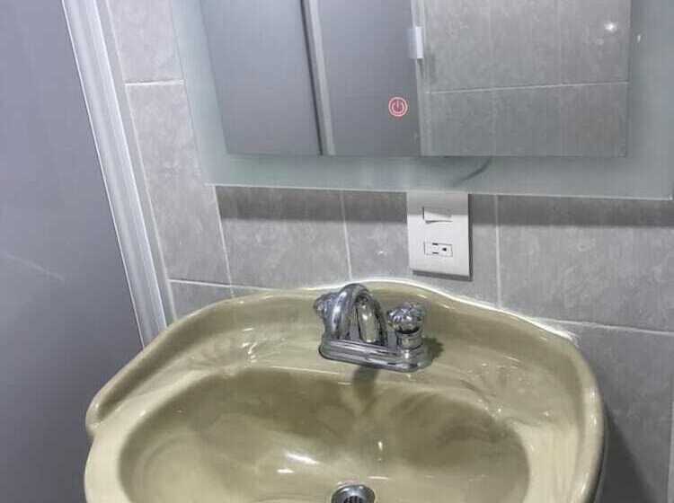 بنسيون Calli Yolotl