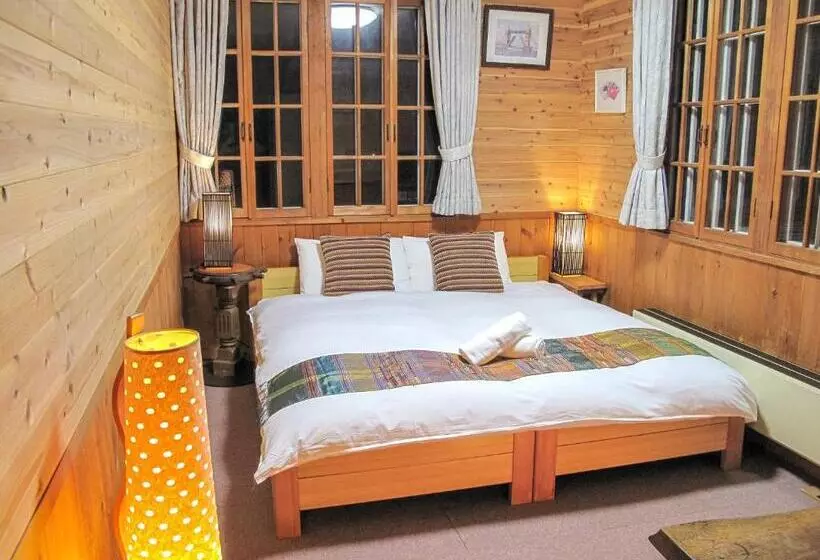 Aamiaismajoitus (B&B) Kizuna Lodge & Bbq Centre
