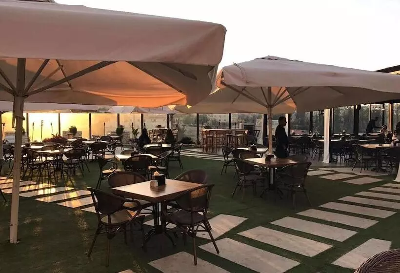 هتل Ankars Suites &