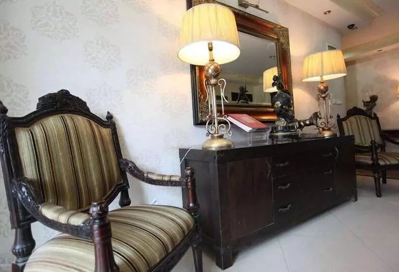 هتل Ankars Suites &