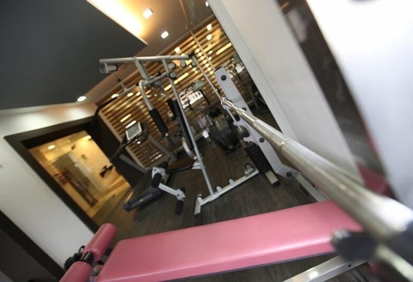 هتل Ankars Suites &