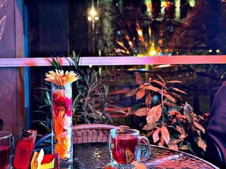 Отель Liberty Theatre