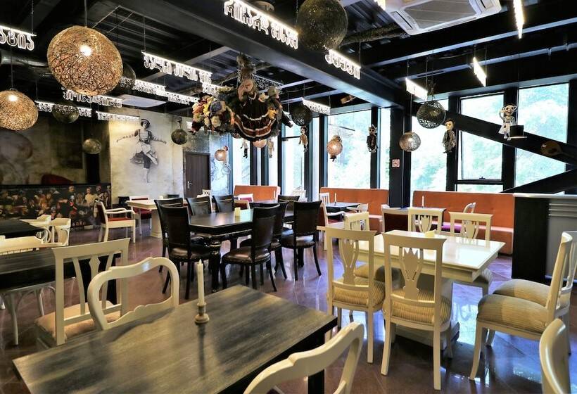 Отель Liberty Theatre