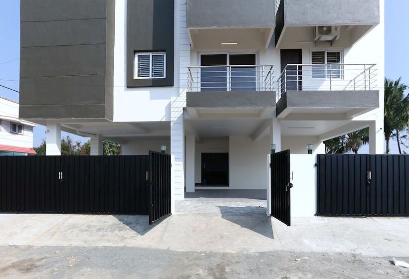 Hotelli Treebo Hi Line Apartments Kalapatti