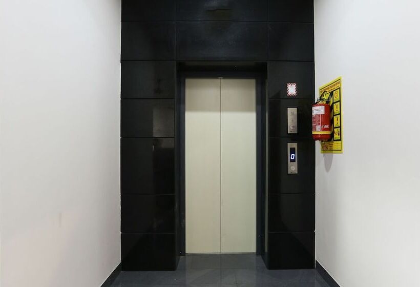 Hotelli Treebo Hi Line Apartments Kalapatti