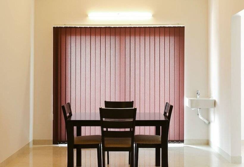 Hotelli Treebo Hi Line Apartments Kalapatti