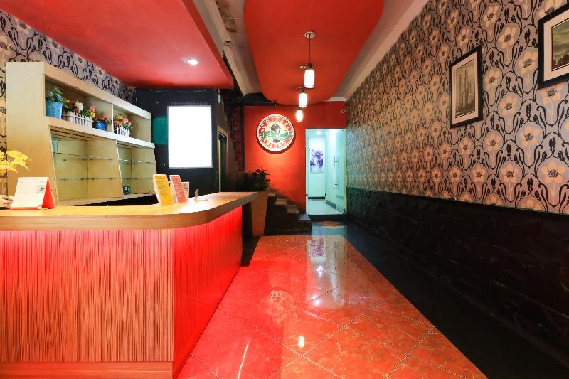 פנסיון Labuana Homestay & Cafe Garden