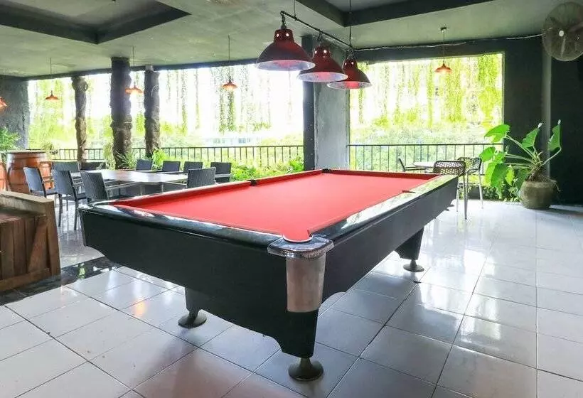 پانسیون Labuana Homestay & Cafe Garden