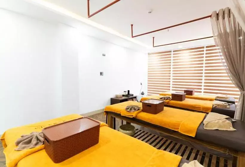 Mama Hotel And Apartment   Free Sauna And Gym