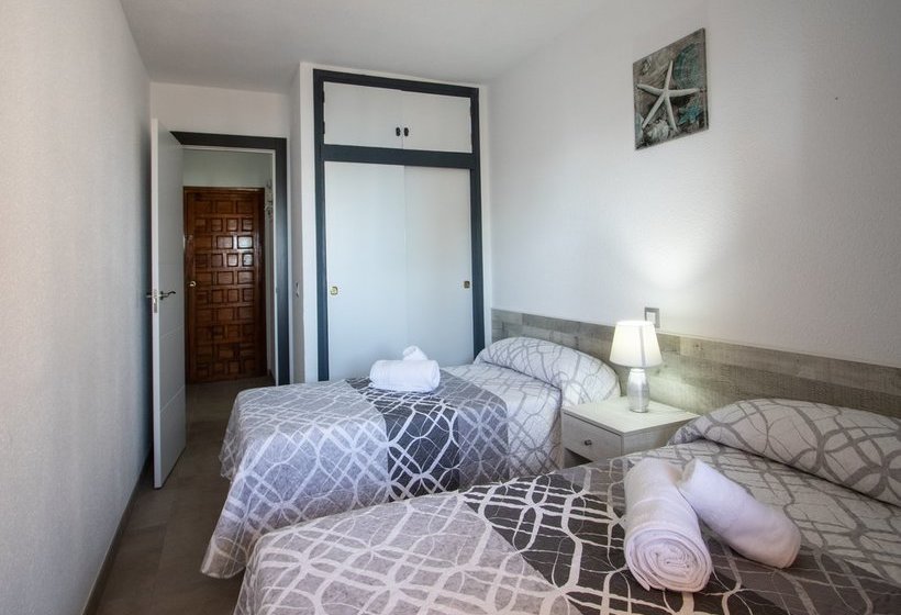 Trebol One Apartments by Mc