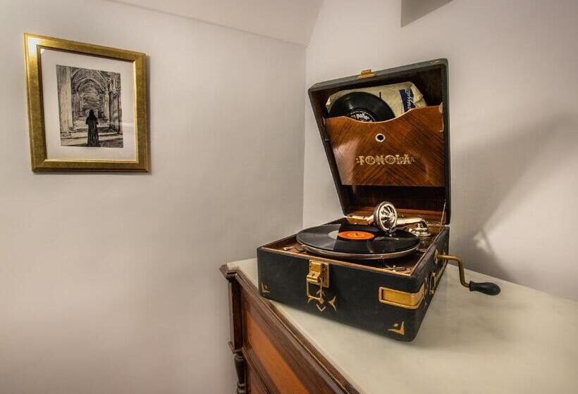 민박 Donna Maddalena