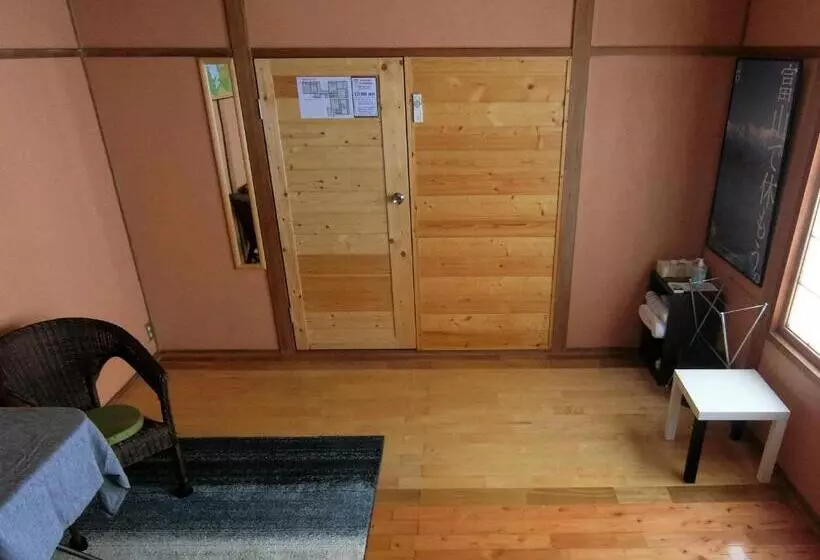 ベッドアンドブレックファースト Shirokuma Inn
