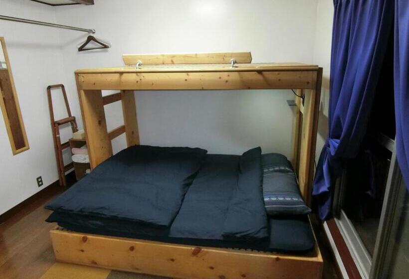 تختخواب و صبحانه Shirokuma Inn