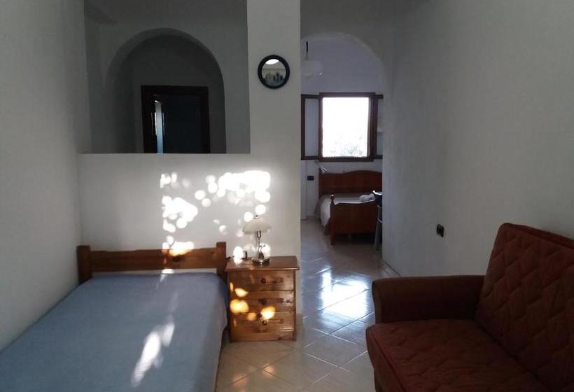 펜션 Qeparo Antonio Rooms