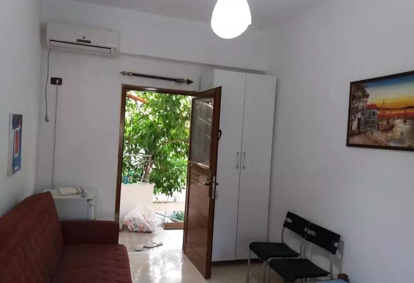 Majatalo Qeparo Antonio Rooms