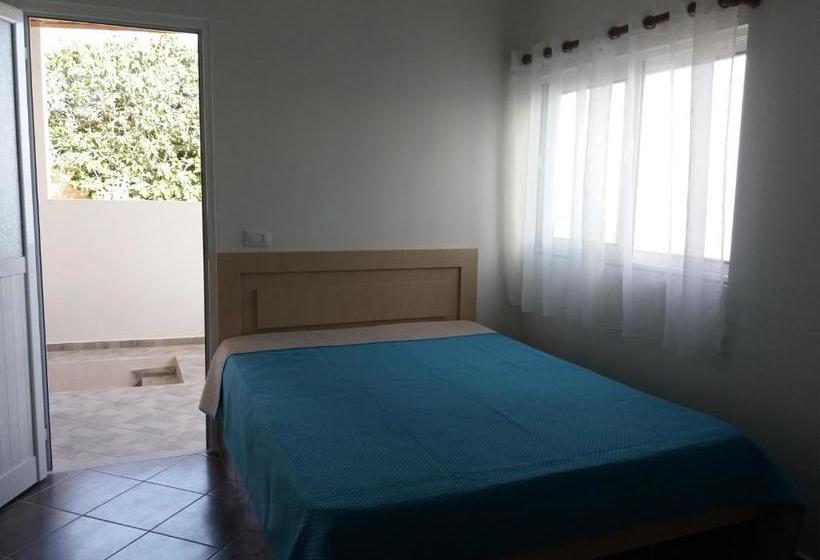 펜션 Qeparo Antonio Rooms