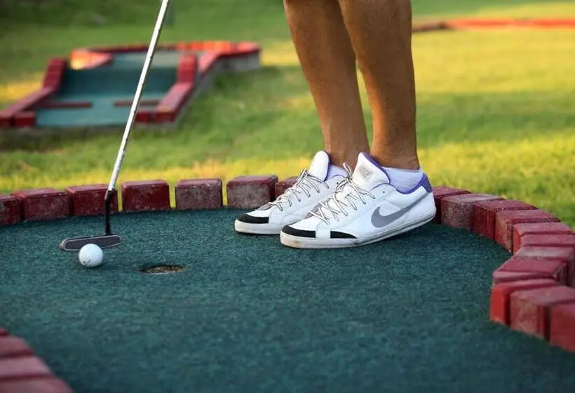 فندق Danubia Park