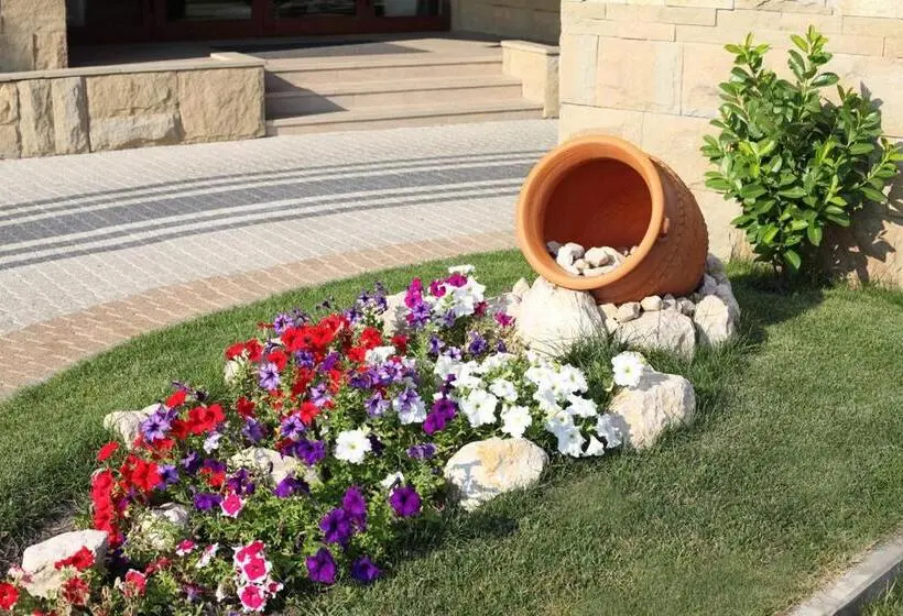 فندق Danubia Park