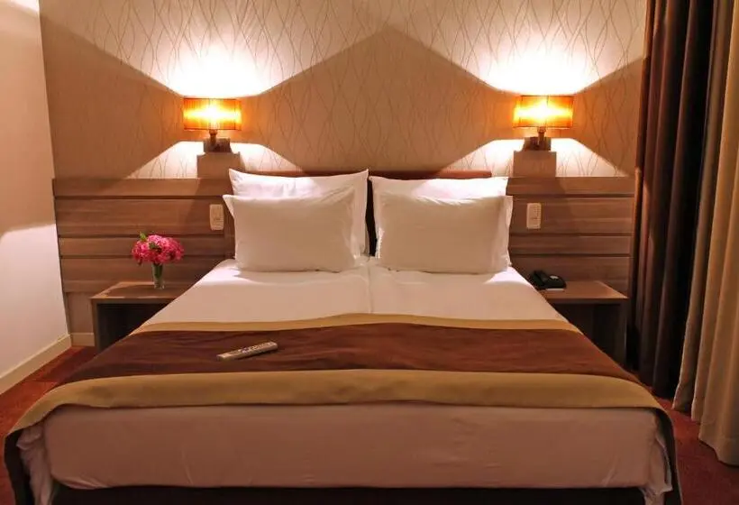 فندق Danubia Park