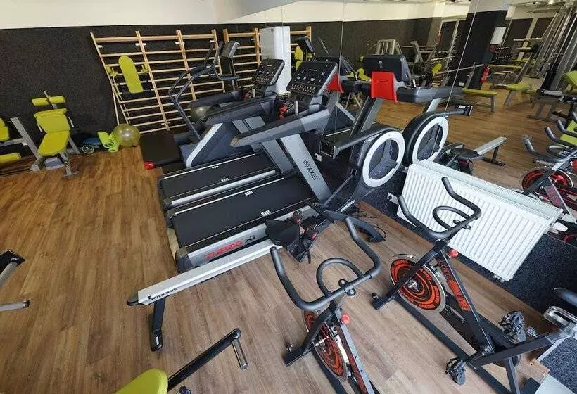 تختخواب و صبحانه More Than Accommodation