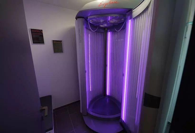 تختخواب و صبحانه More Than Accommodation