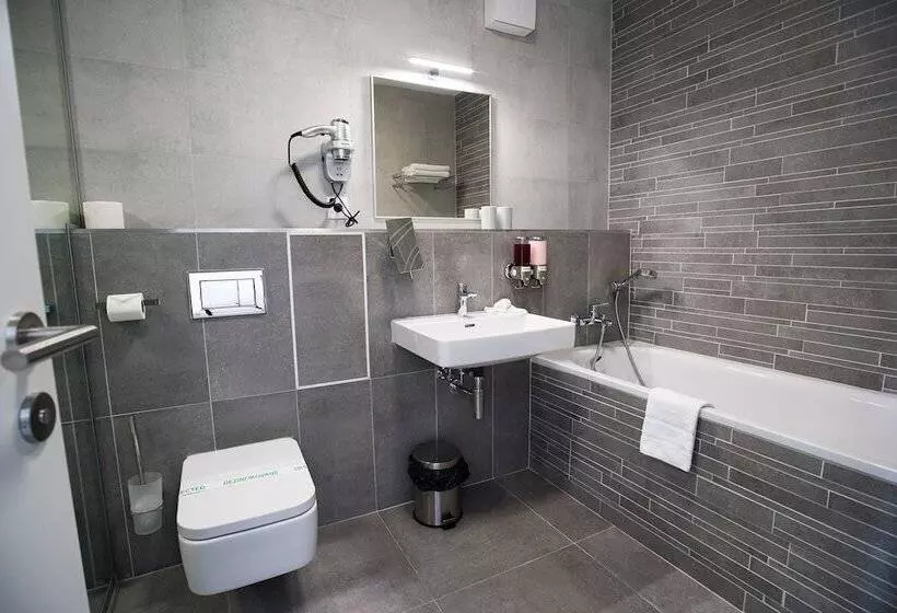 تختخواب و صبحانه More Than Accommodation