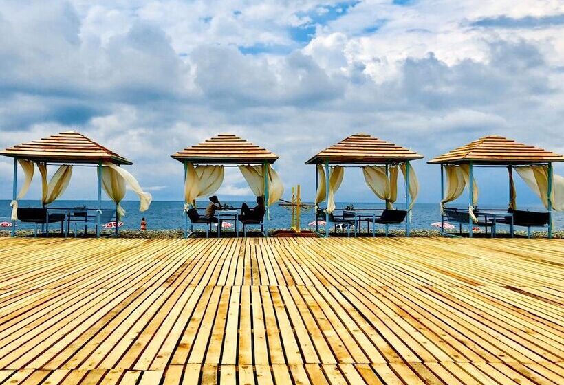 فندق Roshe By Mgzavrebi