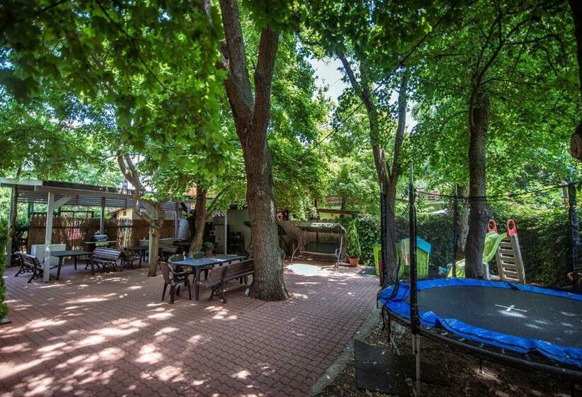 ペンション Casa Amur