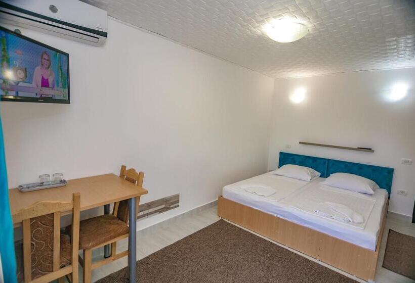 ペンション Casa Amur