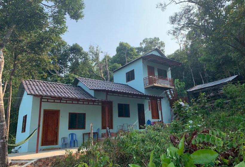 هاستل The Small Guest House