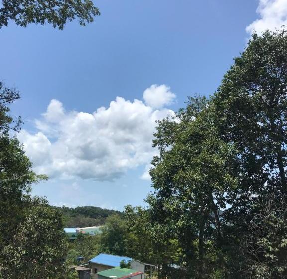 هاستل The Small Guest House