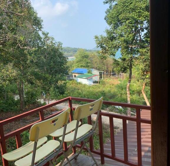 هاستل The Small Guest House