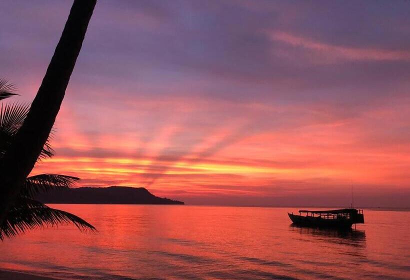 膳宿费 Lonely Beach