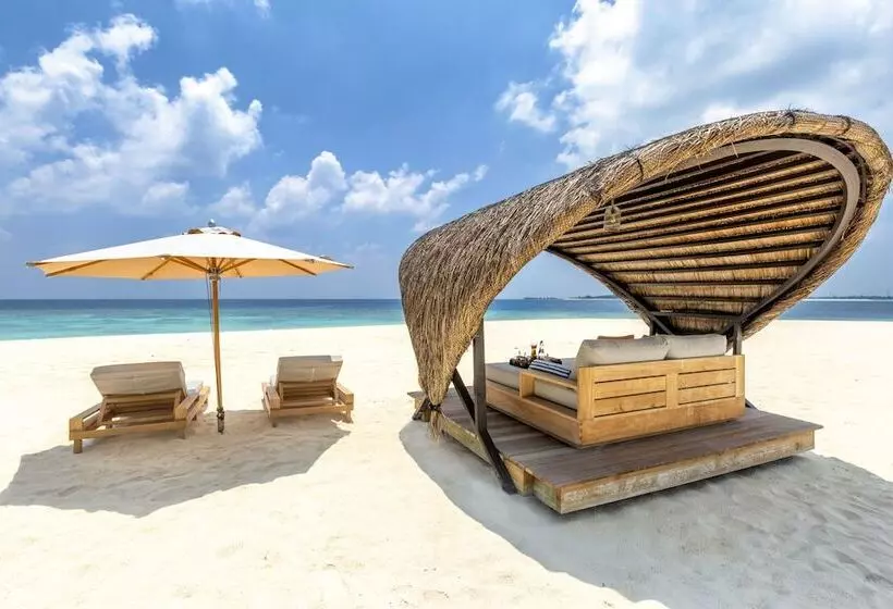 استراحتگاه Kudadoo Maldives Private Island – Luxury All Inclusive