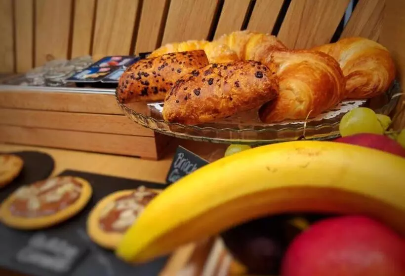 Majatalo Releven Guest House