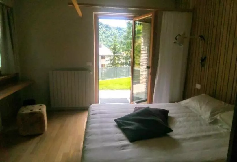 Majatalo Releven Guest House