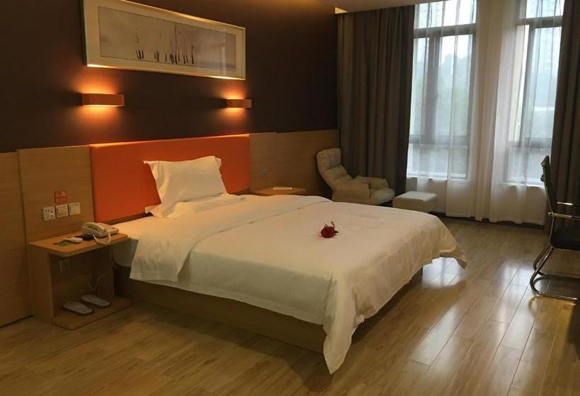 هتل 7 Days Premium