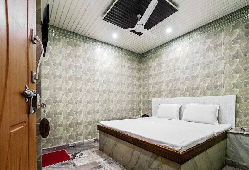 Hotel Spot On 37017 Ss Lodge