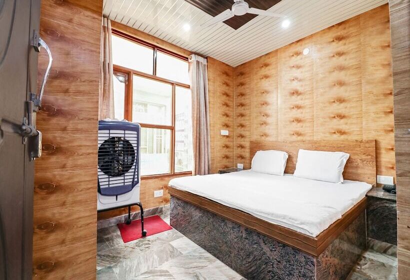 Hotel Spot On 37017 Ss Lodge