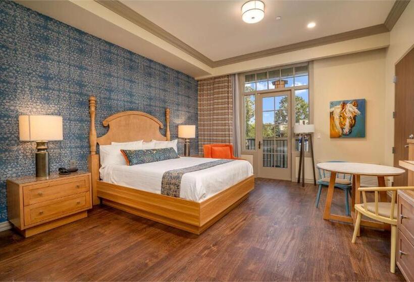 The Agrarian Hotel; Best Western Signature Collection