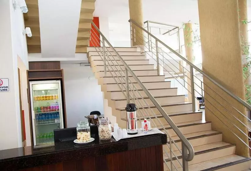 Hotelli Apucarana Palace