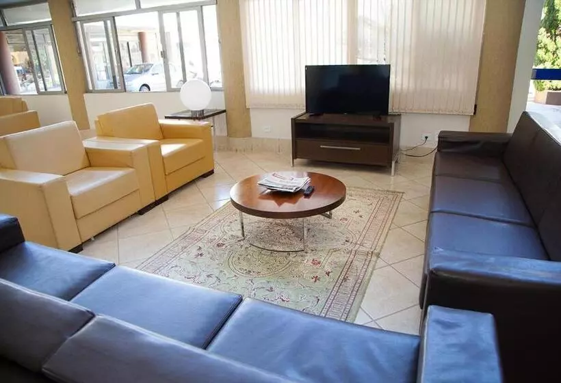 Hotelli Apucarana Palace