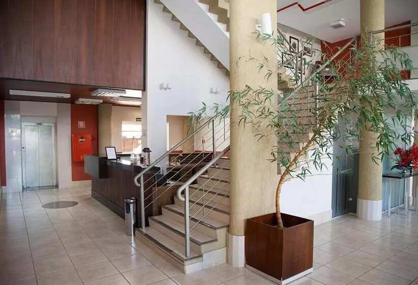 Hotelli Apucarana Palace